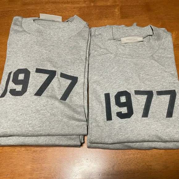 Fear of God Essentials 1977 T-shirt Dark Oatmeal - Picture 2 of 4